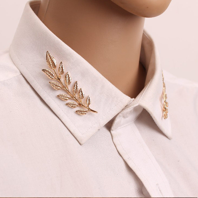 Elegance Leaf Brooch – Stylish Collar Pin