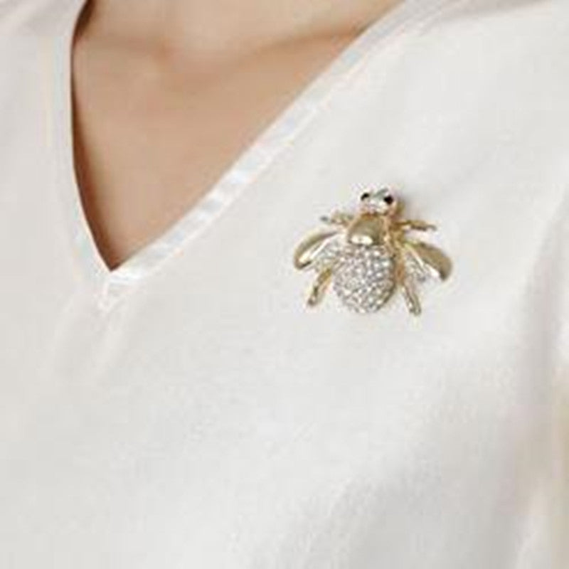 Bee Brooch Pin for Cardigans