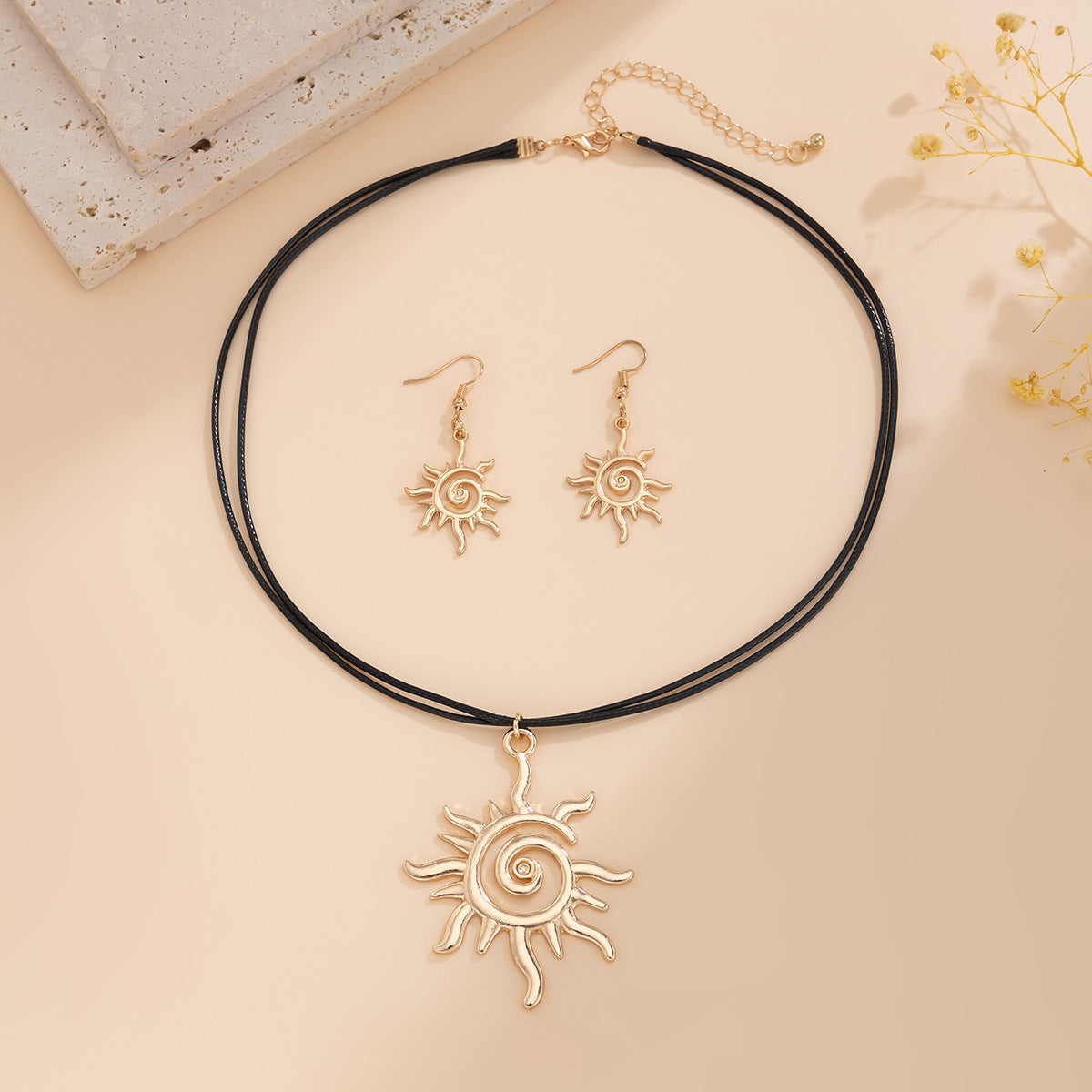 Retro Sun Alloy Necklace Set Simple Pendant Vintage Jewelry